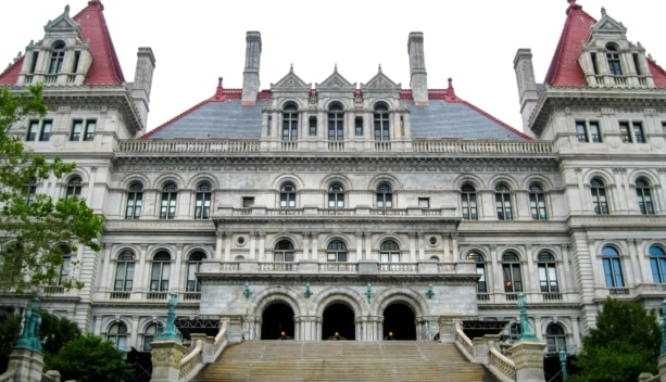 Starting a Business in New York: LLC vs Corporation – Your Complete Guide